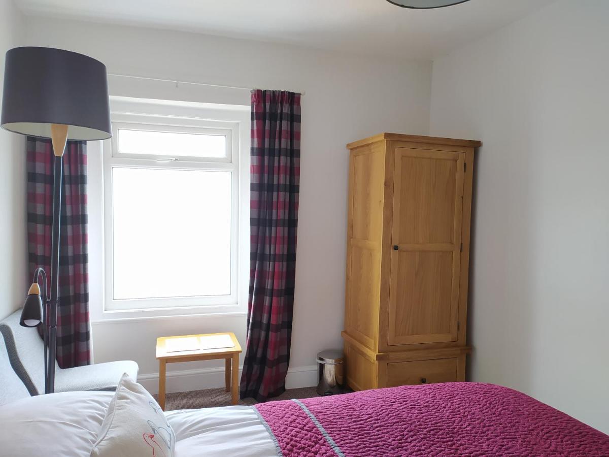 Bed and Breakfast Frosty Towers Llandudno Exterior foto